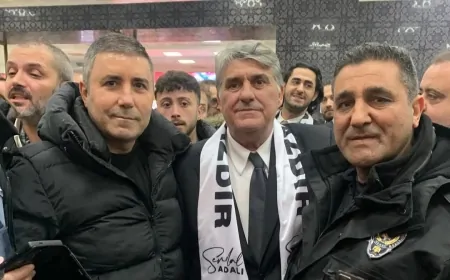 “Siyah da biziz, beyaz da! Serdar Adalı dedik, safımız belli!”