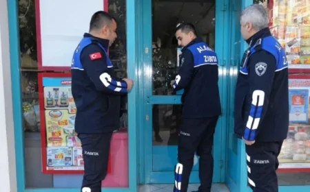Alanya'da Zincir Marketlere Tarihi Geçmiş Ürün Cezası: İki Şube Mühürlendi