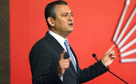 CHP Lideri Özgür Özel'den Tüketim Boykotu Çağrısı: Gerekçe Öğrenci Tutuklamaları