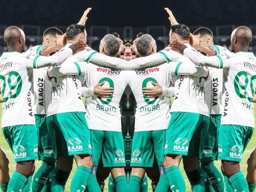 FK, İki Penaltının Kaçtığı Mücadelede Sakaryaspor'u Farklı Mağlup Etti! Play-Off Umutları Yeşerdi
