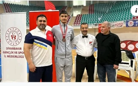 Cihan Yıldız’dan Tarihi Başarı: Türkiye Üçüncülüğü ile Iğdır’ın Göğsünü Kabarttı, Milli Takım Kampına Davet Edildi!