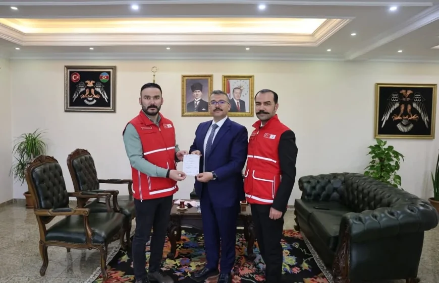 Vali Ercan Turan’dan Anlamlı Destek: Türk Kızılay Aracılığıyla Gazze’ye Kurban Bağışı