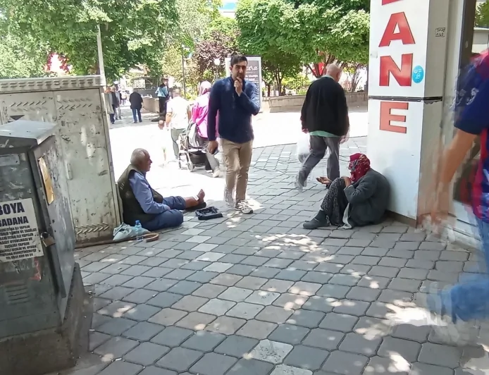 Yönetenler Uyuyor, Halk Yanıyor! Görmezden gelinen yoksulluk, bir gün kapınızı çalar!