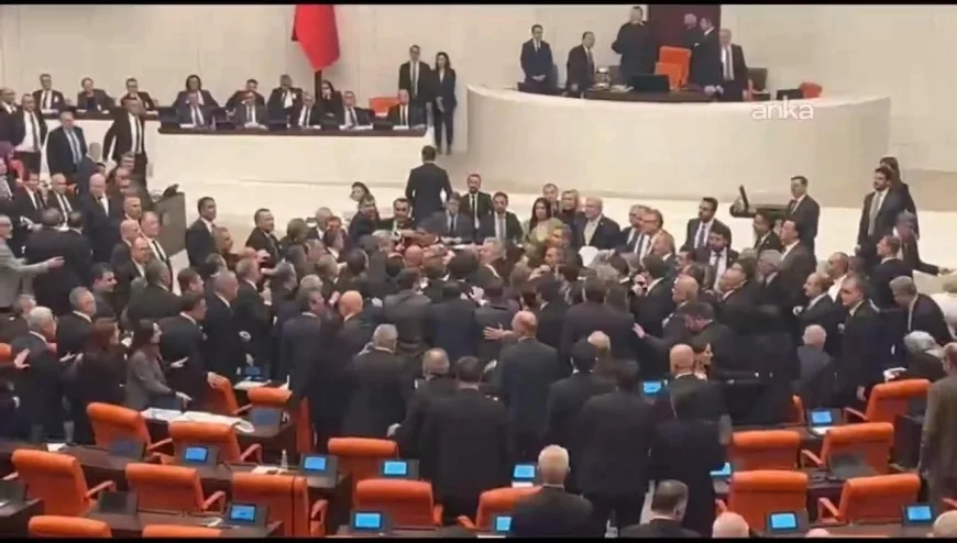 BU BİR AF DEĞİL, CEZALARIN ARTIRILMASIDIR: HALKIN AKLIYLA ALAY EDİLMESİDİR