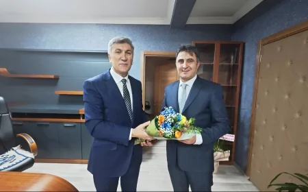 Eski Genel Sekreterden Anlamlı Ziyaret