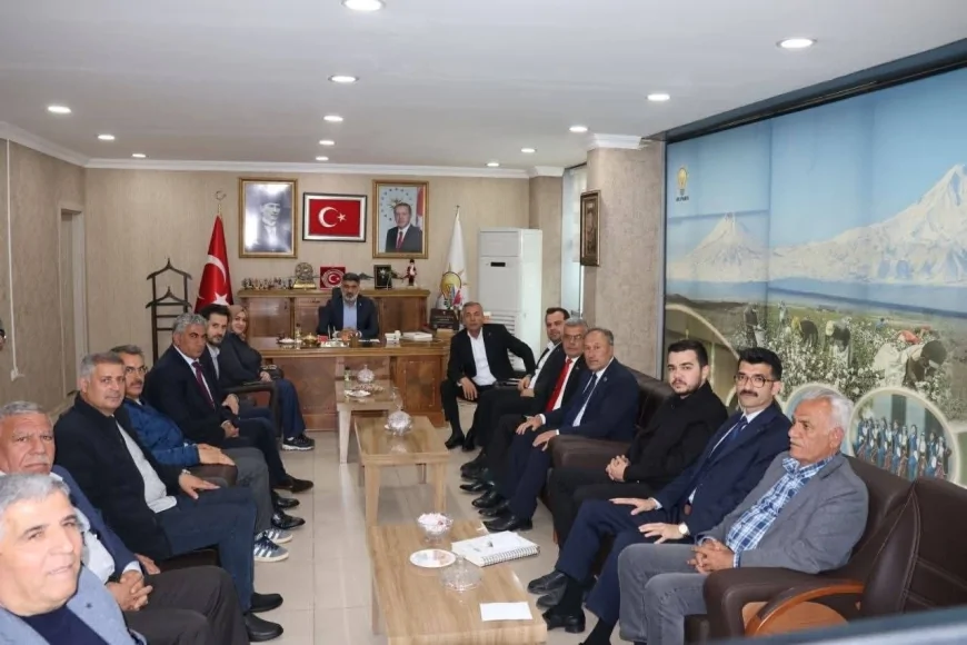Iğdır AK Parti’de Ortak Akıl Vurgusu: Başkanlar Buluştu