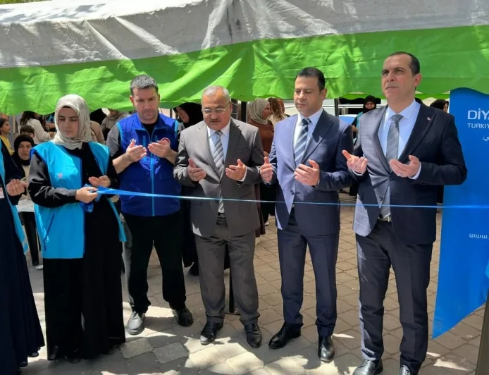 Iğdır’da Kur’an Kursları Yararına Düzenlenen Hayır Çarşısına Yoğun İlgi