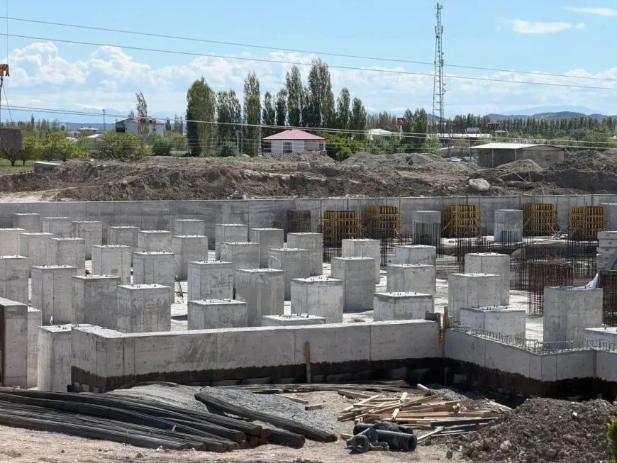 IĞDIR’DA YÜKSELEN DEV SAĞLIK YATIRIMI GÖZ KAMAŞTIRIYOR